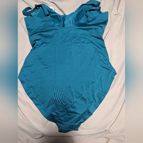 Knix V-Neck One Piece Swimsuit. NEW - Picture 2 of 9